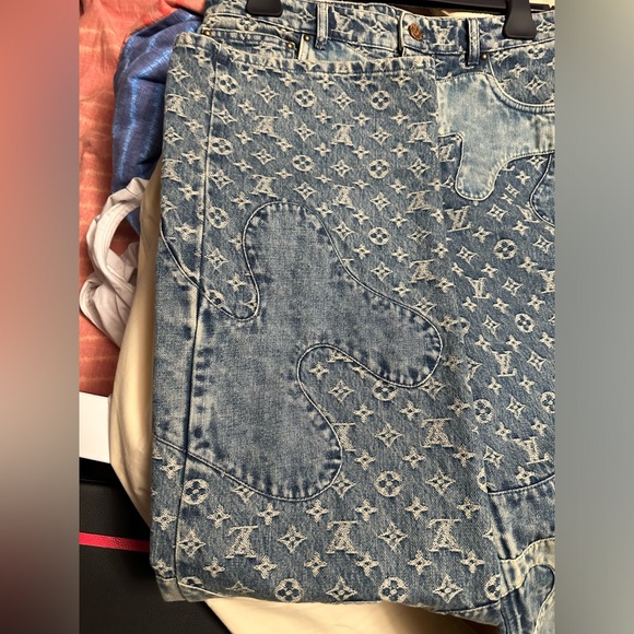 Lousi Vuitton x Nigo - Picture 2 of 5